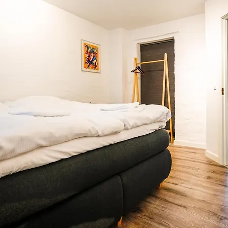 Sanders Lake - Pleasant Two-Bedroom Apartment In Downtown Копенгаген Экстерьер фото