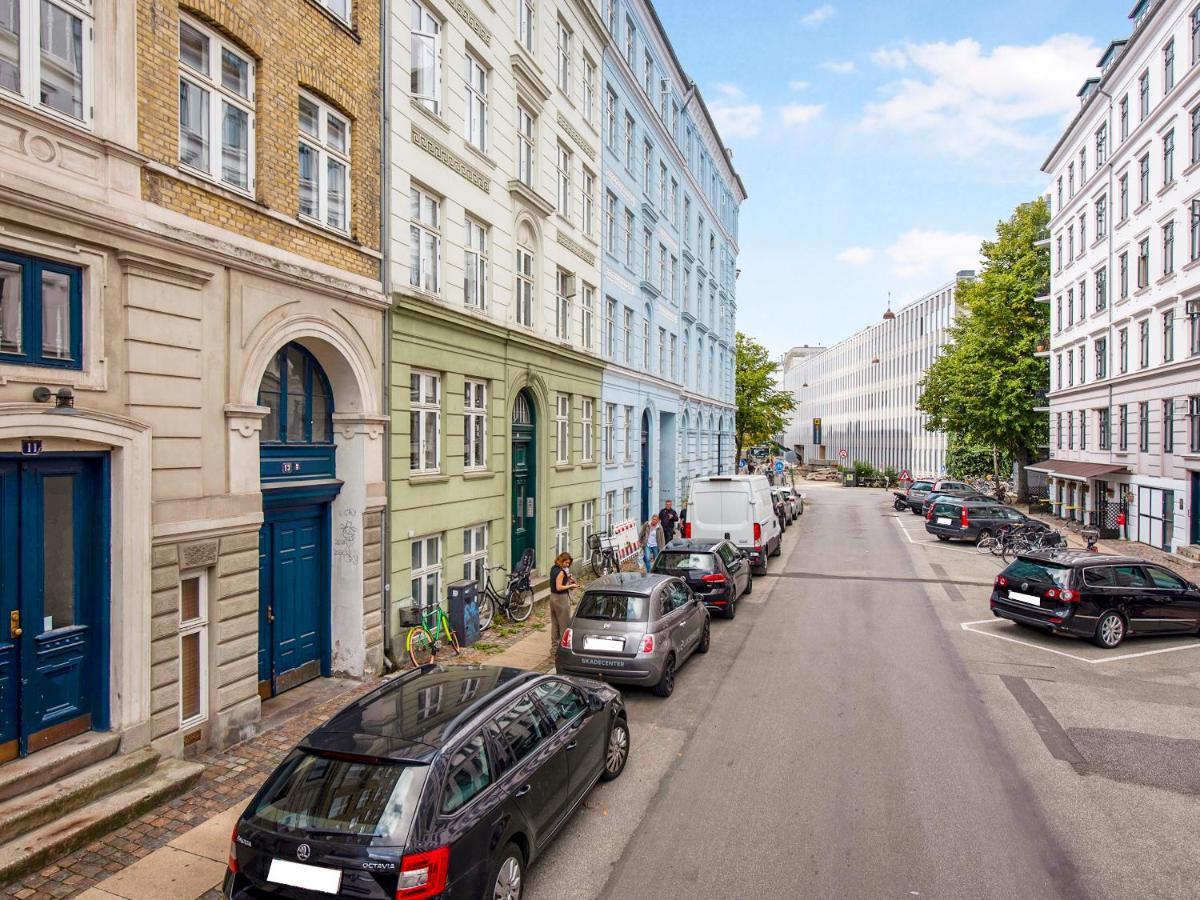 Lägenhet Sanders - Pleasant Two-bedroom In Downtown *